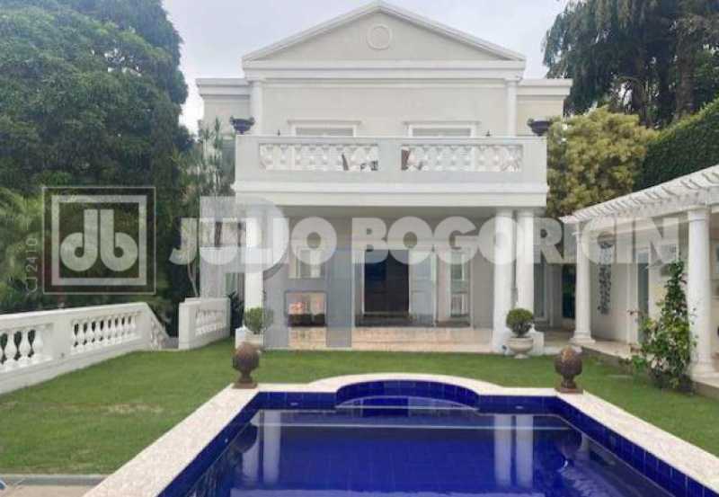 WhatsApp Image 2025-10-24 at 1 - 4