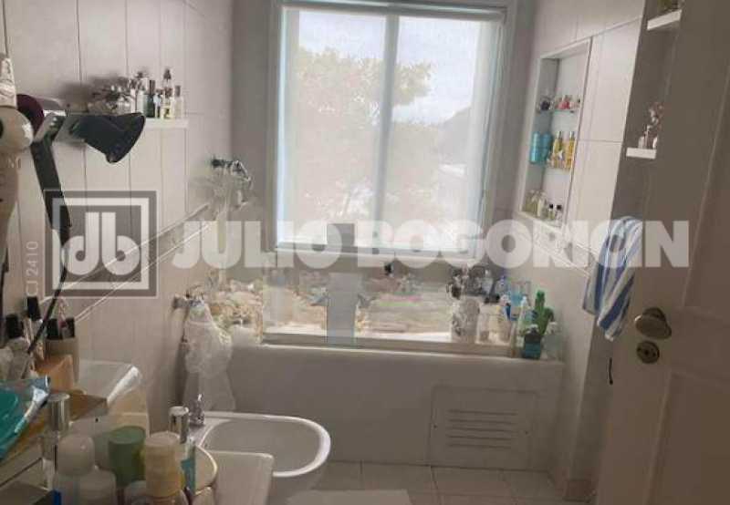 WhatsApp Image 2025-10-24 at 1 - 30