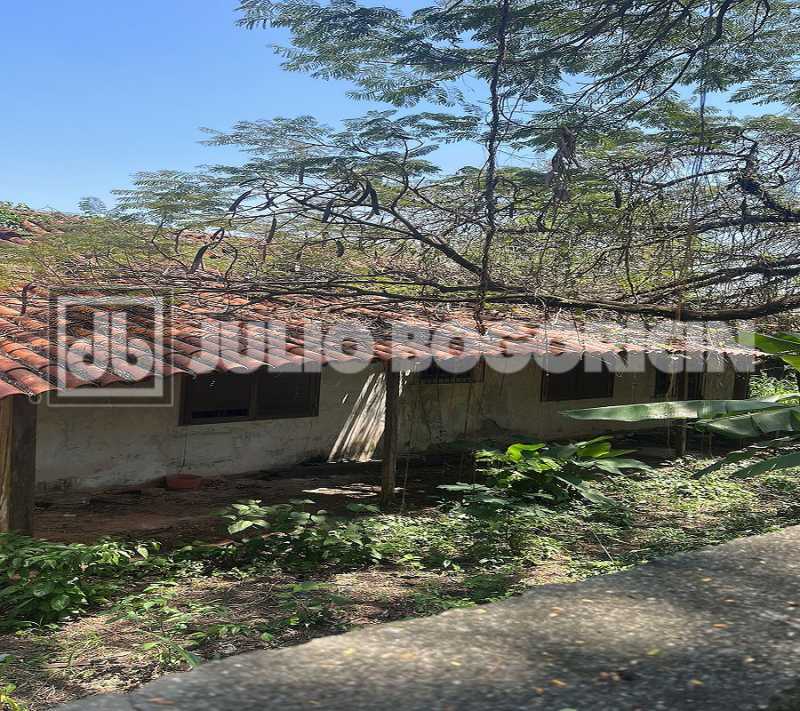 WhatsApp Image 2025-10-23 at 1 - 4