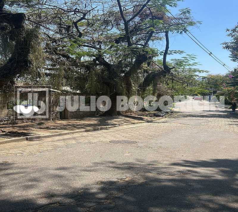 WhatsApp Image 2025-10-25 at 1 - 16