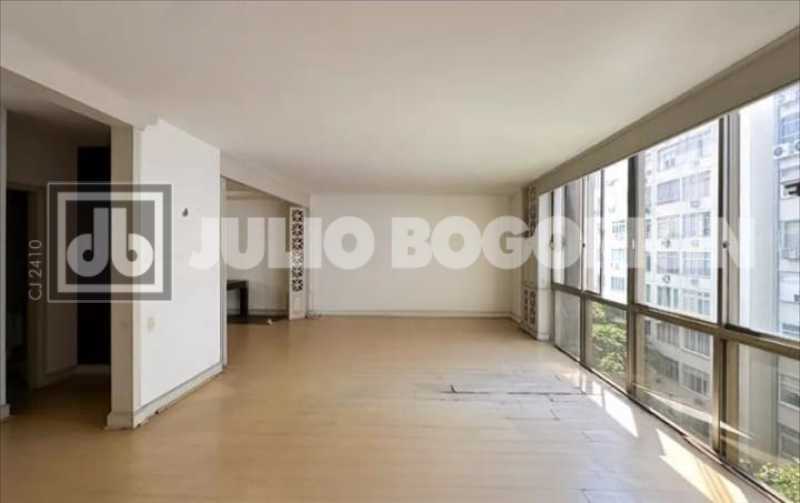 WhatsApp Image 2025-10-30 at 1 - 4