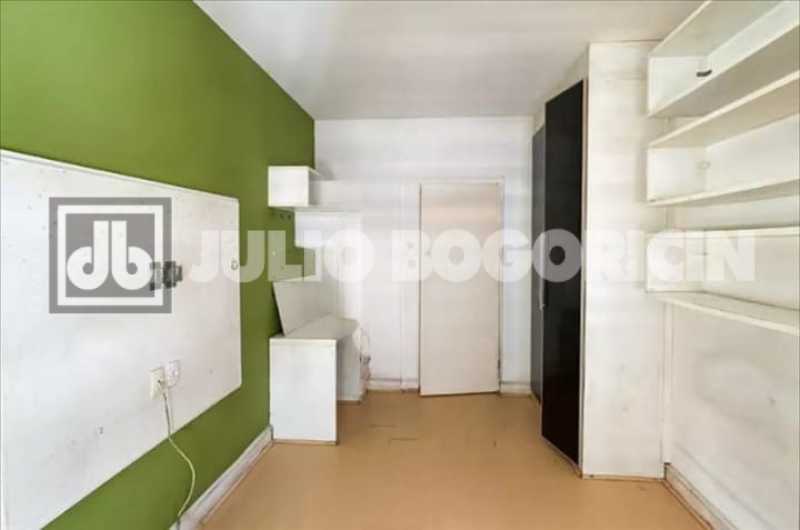 WhatsApp Image 2025-10-30 at 1 - 18