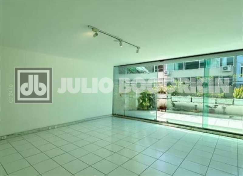 WhatsApp Image 2025-10-30 at 1 - 20