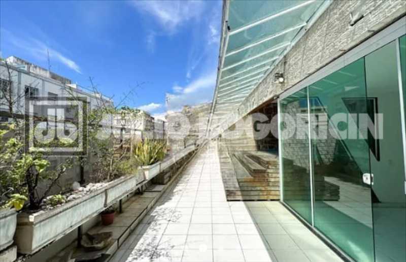 WhatsApp Image 2025-10-30 at 1 - 1