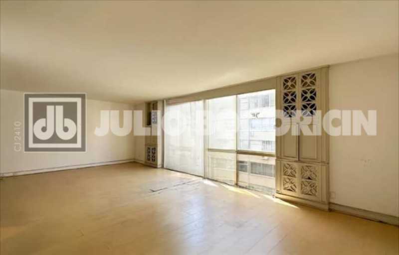 WhatsApp Image 2025-10-30 at 1 - 31