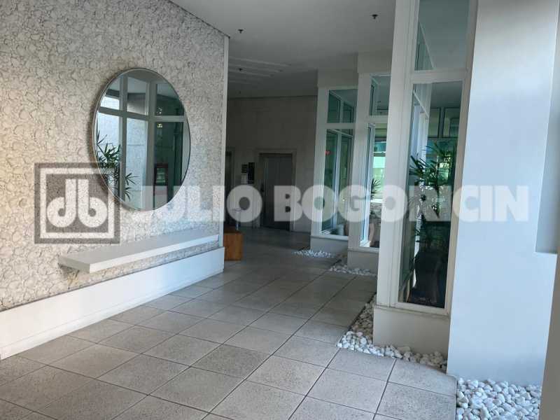 a43b18f2-b1a0-46e5-8311-1f3de9 - 13