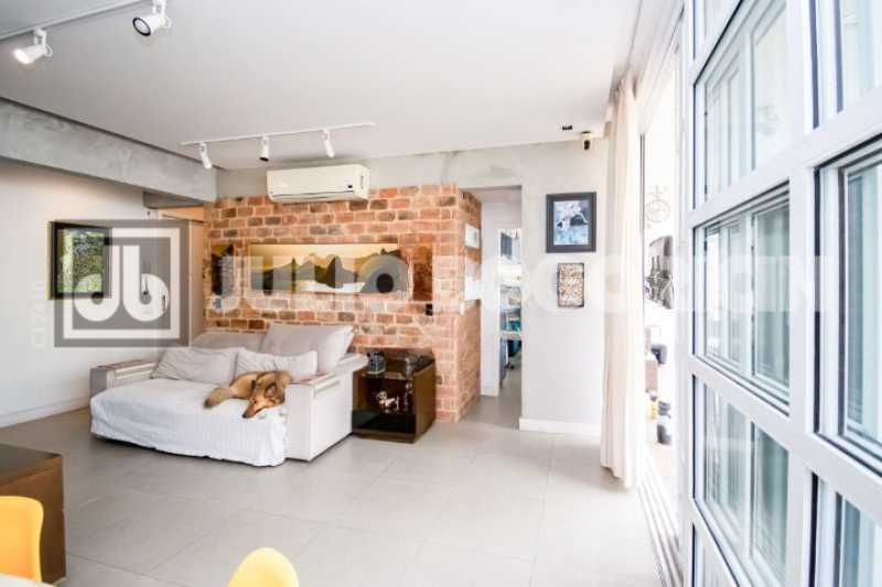 WhatsApp Image 2025-10-31 at 1 - 1