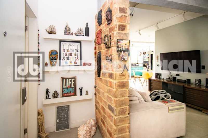 WhatsApp Image 2025-10-31 at 1 - 5