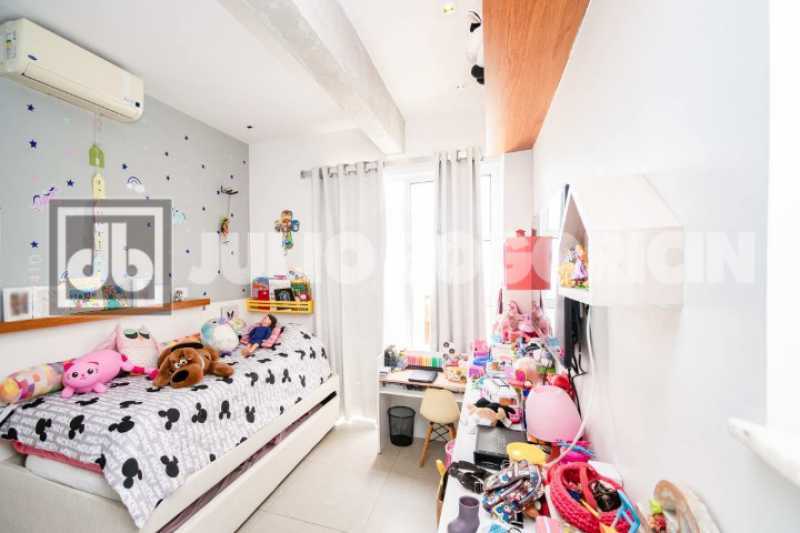 WhatsApp Image 2025-10-31 at 1 - 13