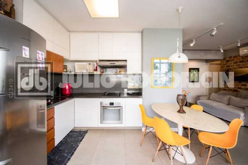 WhatsApp Image 2025-10-31 at 1 - 18