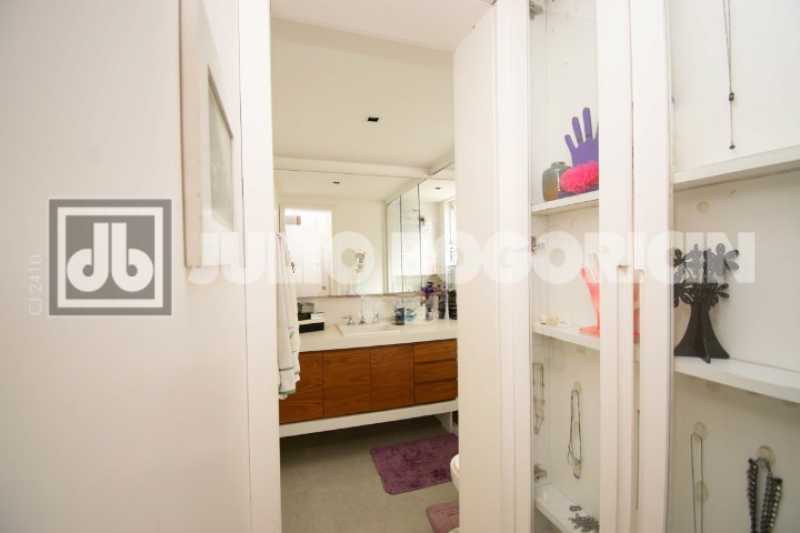 WhatsApp Image 2025-10-31 at 1 - 19