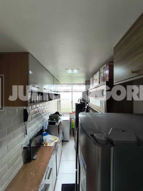 bd6966ab-8ca5-4082-8c56-ddb415 - 22