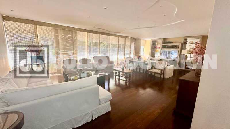 Conheça WhatsApp Image 2025-11-15 at 6 do imóvel - Cobertura à venda Rua República do Peru, Copacabana, Rio de Janeiro - R$ 1.900.000 - JBC52745 - 5 WhatsApp Image 2025-11-15 at 6 - 5