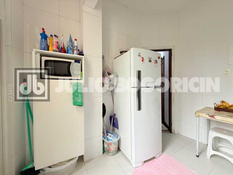 8965c4da-894b-49cb-bbb1-541a17 - 19