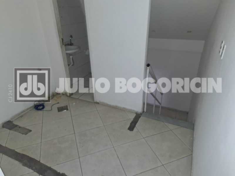 WhatsApp Image 2025-11-04 at 1 - 8