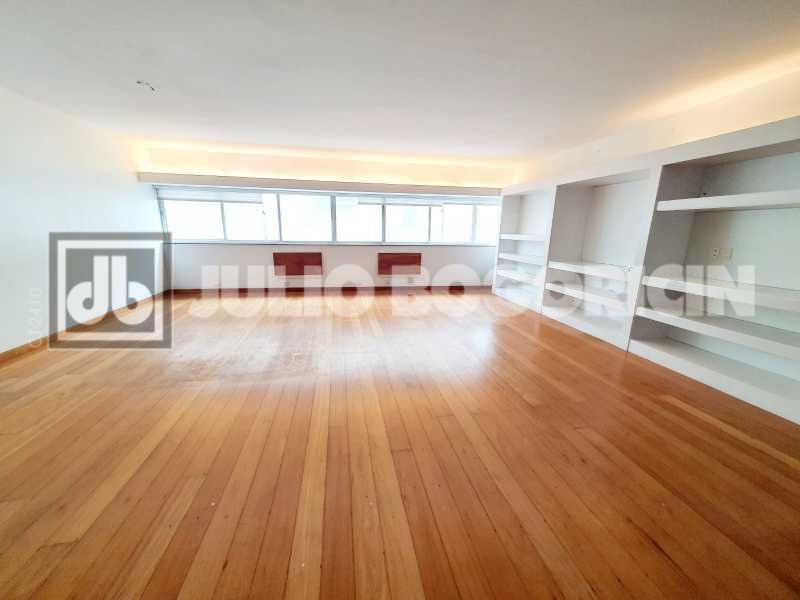 WhatsApp Image 2025-11-05 at 1 - 5