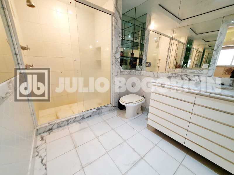 WhatsApp Image 2025-11-05 at 1 - 10