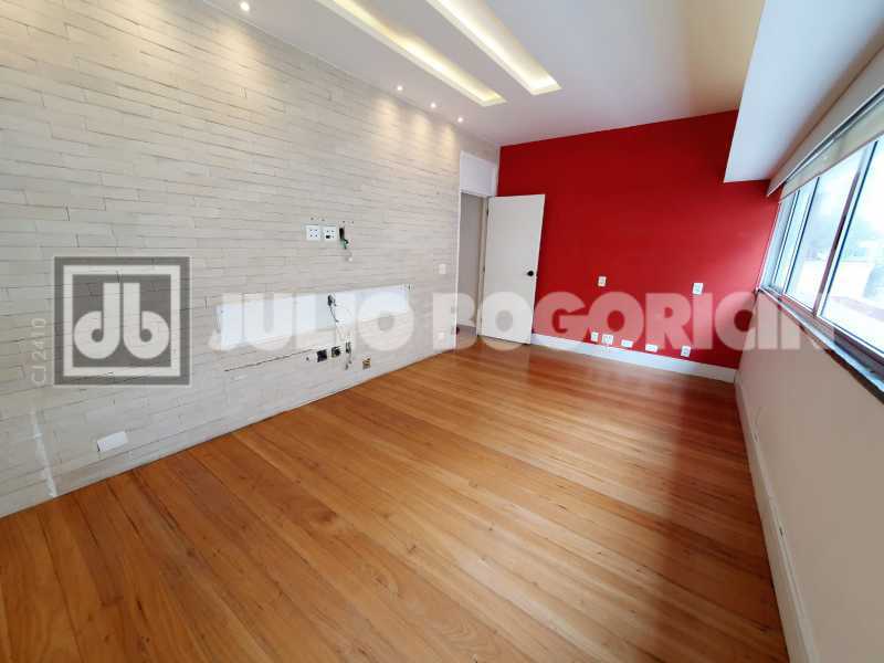 WhatsApp Image 2025-11-05 at 1 - 14