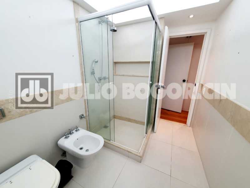 WhatsApp Image 2025-11-05 at 1 - 18