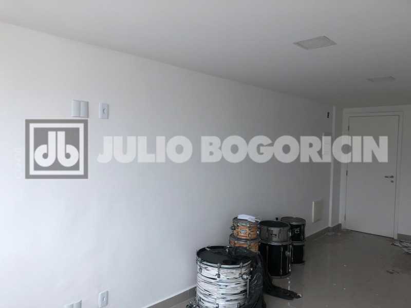 83508f55-23c1-4f5f-817c-baebe9 - 12