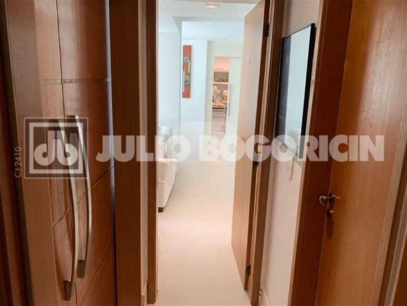 WhatsApp Image 2025-11-05 at 1 - 6