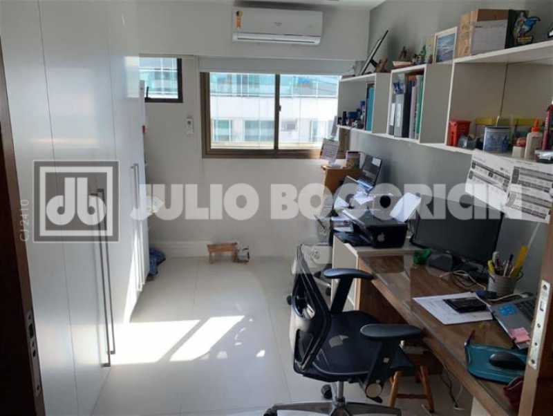 WhatsApp Image 2025-11-05 at 1 - 10