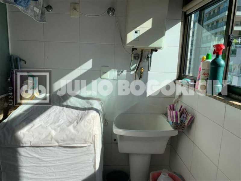 WhatsApp Image 2025-11-05 at 1 - 33