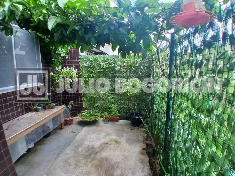 9025fc11-236f-4902-9833-2bfa29 - 17