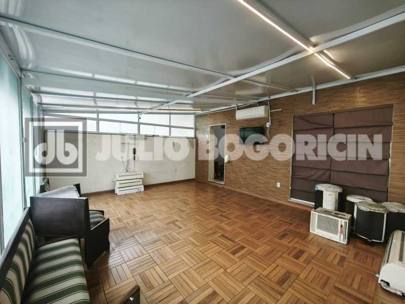 WhatsApp Image 2025-11-05 at 1 - 5