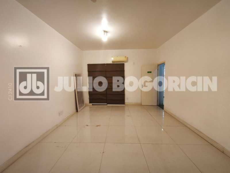 WhatsApp Image 2025-11-05 at 1 - 13