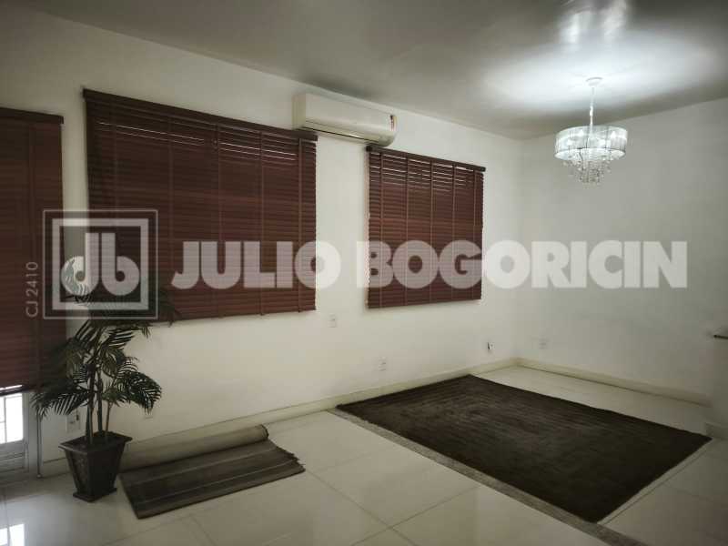 WhatsApp Image 2025-11-05 at 1 - 20