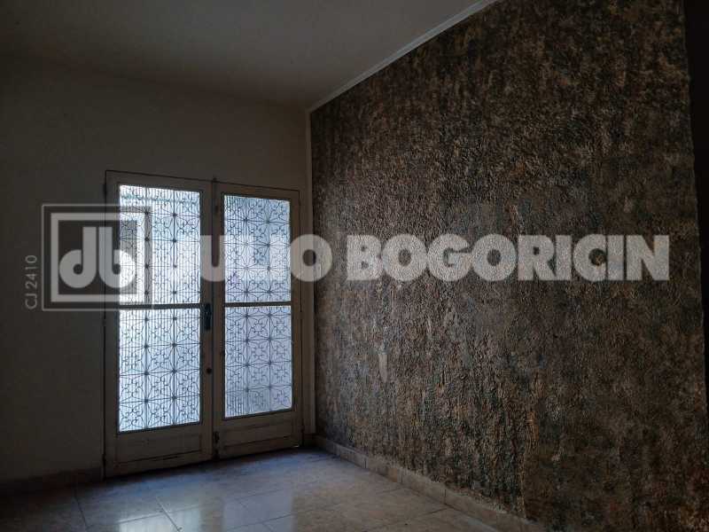 995362e0-a121-423b-9027-607cb1 - 11