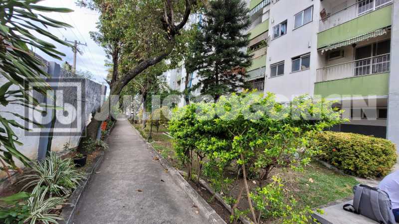 16751031-9dac-4e2b-9002-27e015 - 30