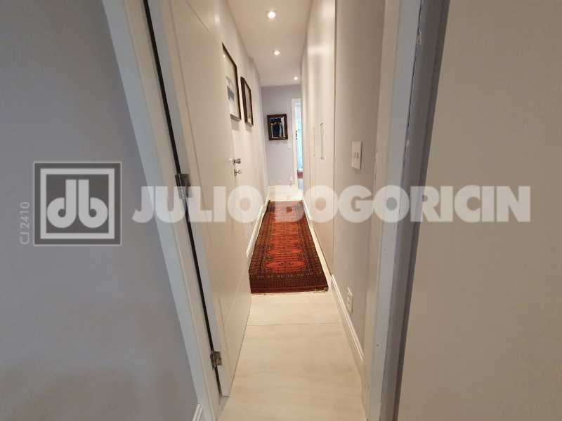 WhatsApp Image 2025-11-14 at 1 - 12