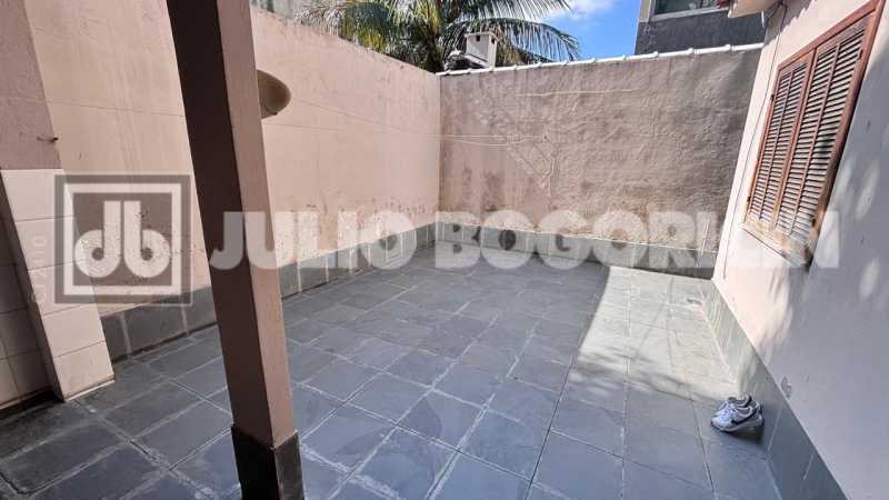 6b03d26d-ed43-49f5-9d01-c6a223 - 17