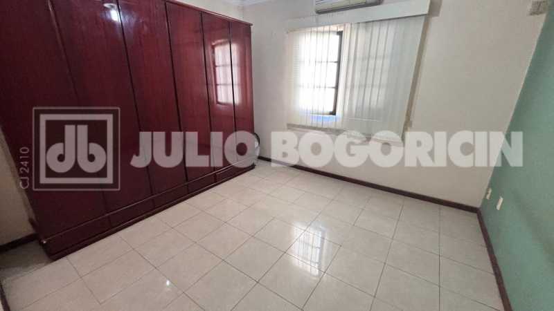 cef59b68-72bb-4862-bde8-fe9e34 - 22