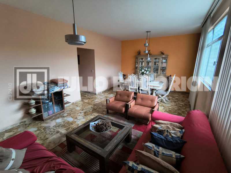 4tauacasajuliobogoricinjbi6171 - 4