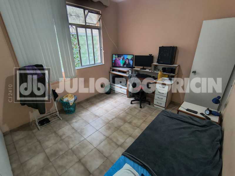 8tauacasajuliobogoricinjbi6171 - 8