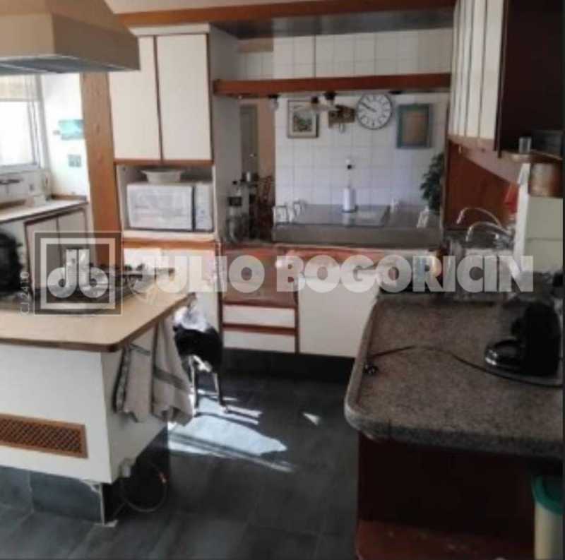 09aadf51-3492-4edd-973b-f43b58 - 21