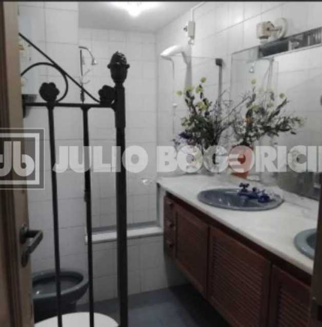 a2769d7a-1e65-4805-99dd-5c2a40 - 17