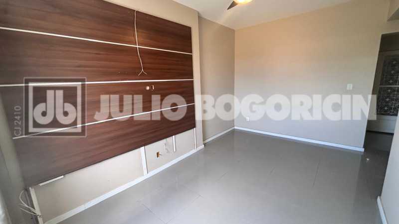 3b7030eb-68d0-46a4-85be-3bfad5 - 3