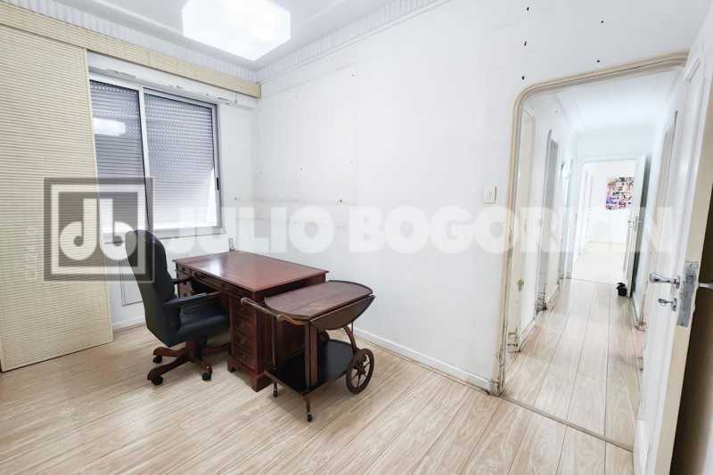 08637ff9-89ee-4c9b-9af6-87d892 - 17