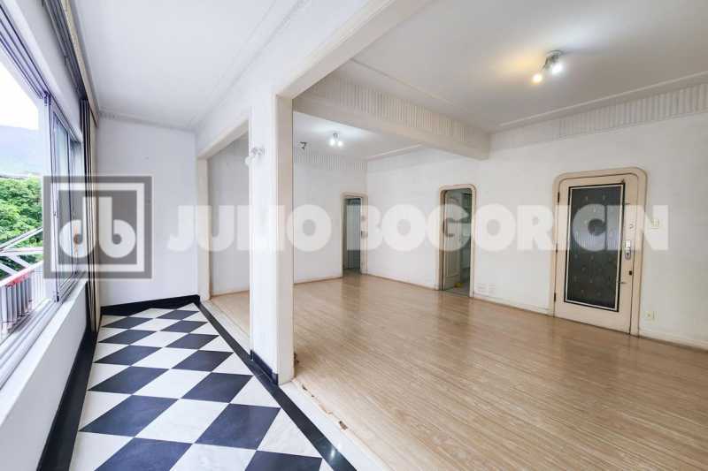 7d65f0cc-a49b-4373-8be6-278cfd - 2