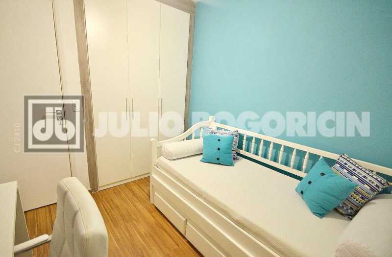 WhatsApp Image 2025-09-16 at 1 - 7