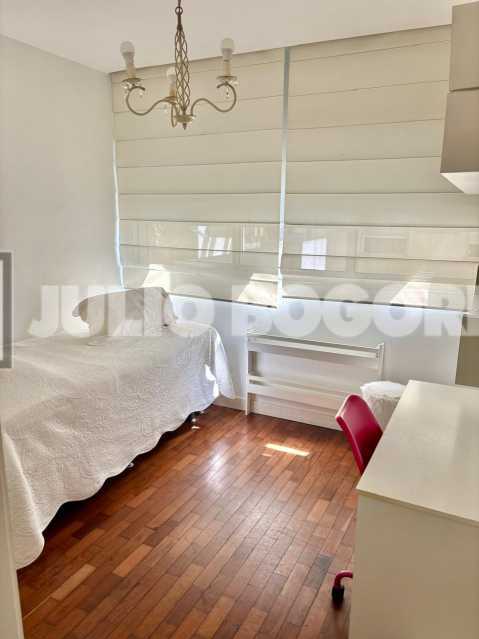 WhatsApp Image 2025-11-14 at 1 - 5