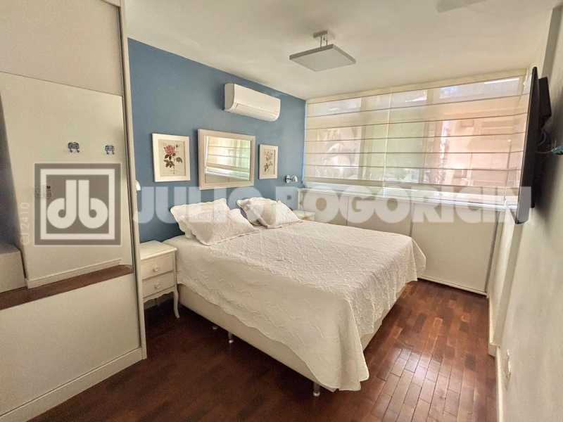 WhatsApp Image 2025-11-14 at 1 - 6