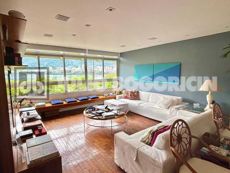 WhatsApp Image 2025-11-14 at 1 - 8