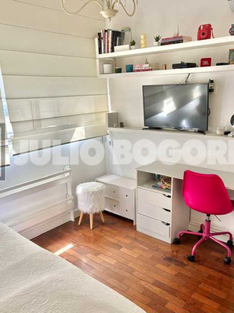 WhatsApp Image 2025-11-14 at 1 - 11