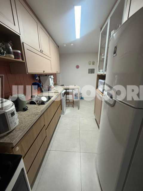 ab4686b8-5d39-45a0-8b04-1af110 - 28