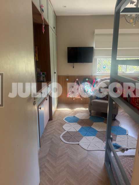 ac37623d-64fc-4e9f-b71a-6e66bd - 16